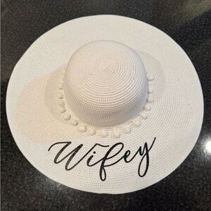 White Wifey Beach Hat - Perfect Condition/ Never Worn